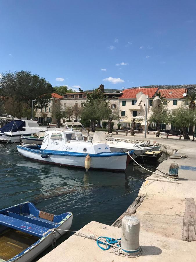 Meerblick Apartment Kastela Exterior photo